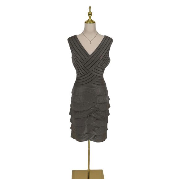 Adrianna Papell Tiered Sheath Dress Size 10 Metallic Shutter Pleat Gray FLAWS - Picture 2 of 10